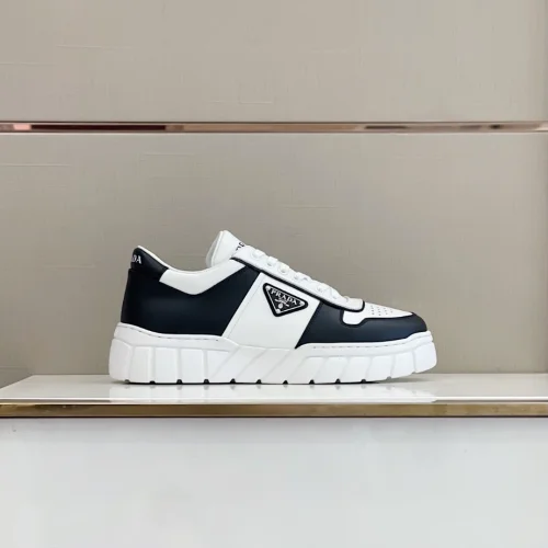 PR@DA@ LEATHER SNEAKERS   PRD032