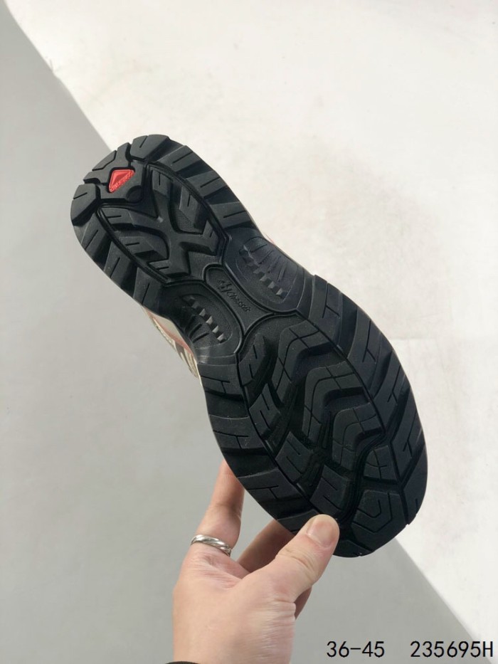 28195304 Casual Running Shoes