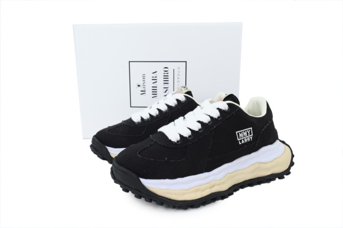 Canvas Wavy Sole Low-top Fashion Sneakers Shoes 4 colors 29030377