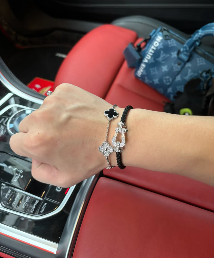 28197138 Full Diamonds Silver Buckle Braided Bracelet 2 colors【1 bracelet per box】