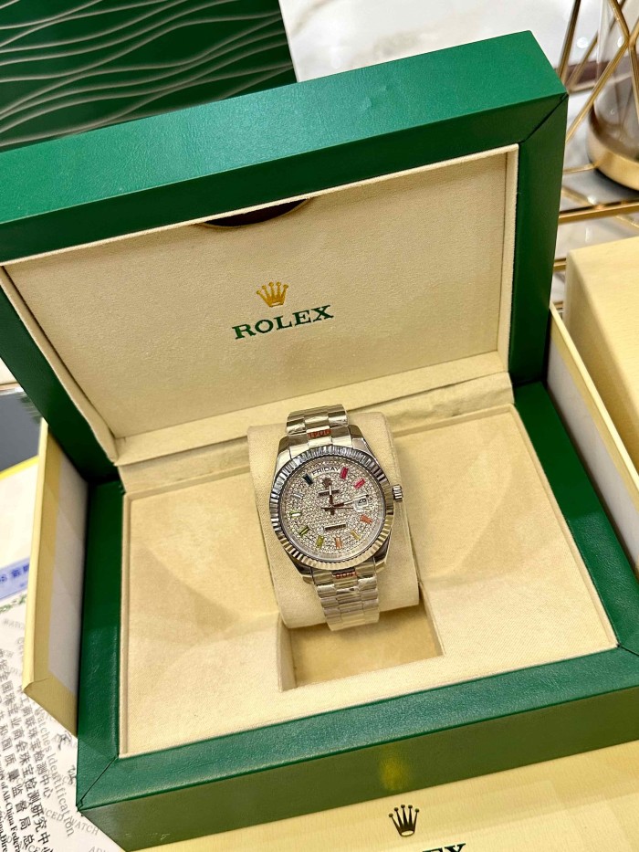 Crystal Mirror Finish Steel Strap  Watch【Dial diameter：40mm 】28763220