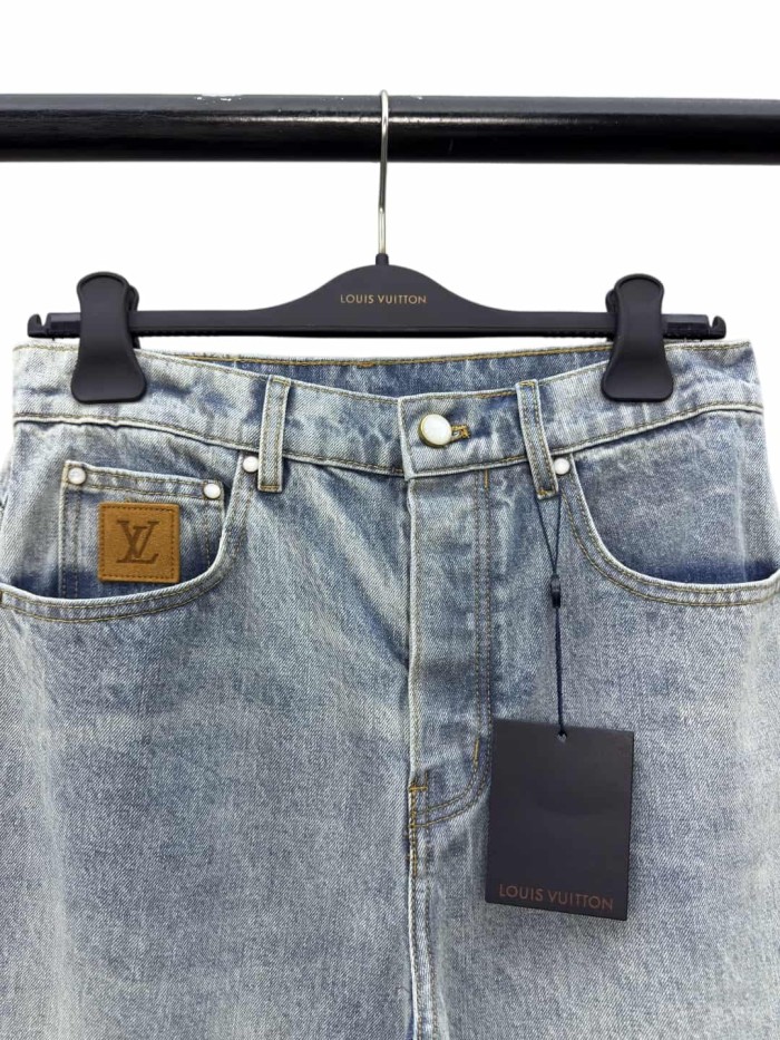 1:1 quality version Patch Letter Denim Jeans 28998985