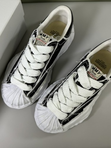 [buy more save more]1:1 quality version Embroidered Letters Shell Head Raw Edge Black White Colorblocking Canvas Thick Shoes