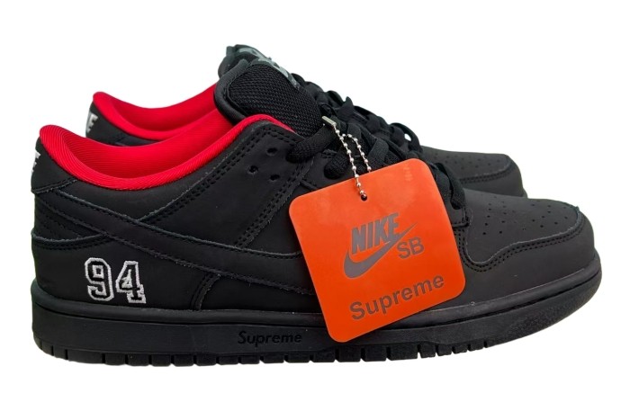 1:1 quality version Supreme x Nike SB Dunk Low Black and Red 28442637