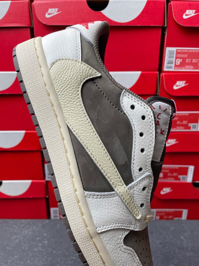 1:1 quality versionWhite Brown Low Top Casual Board Shoes