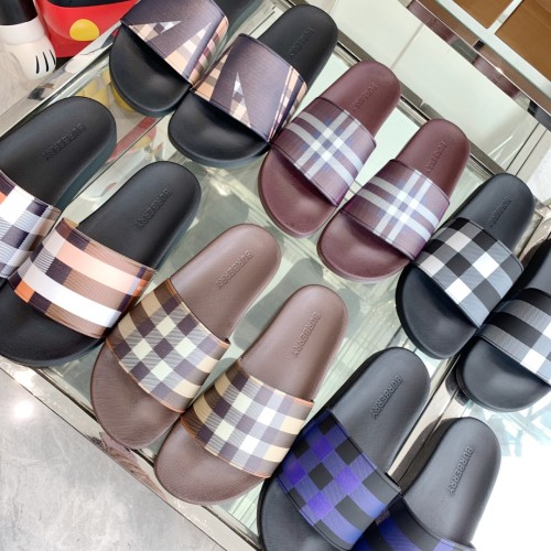 1:1 quality version Classic Check War Horse Print Slipperss 8 colors