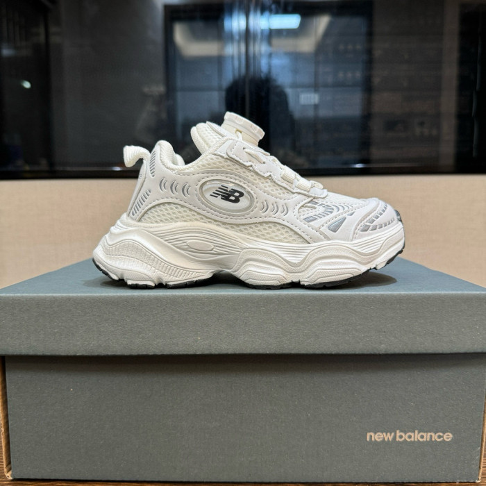 Mesh Rotating Button Dad Shoes Running Shoes for Kids 4 colors 29018042