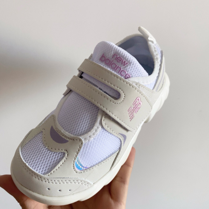 920 Hook And Loop Mesh Ultra-Light Sports Shoes for Kids 3 colors 28999061