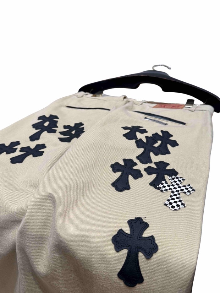 1:1 quality version  checkered pattern and black cross leather appliqués jeans 28959448