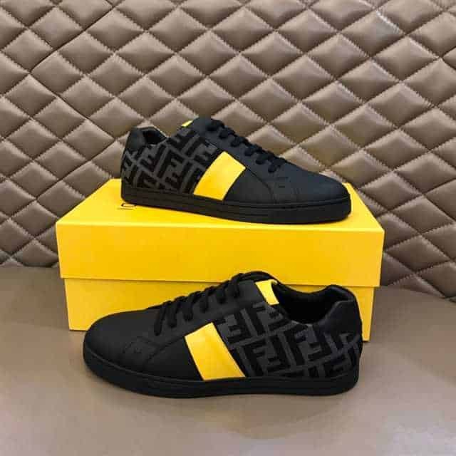 FEND1 FF LOGO PRINT LOW-TOP SNEAKERS   FD18