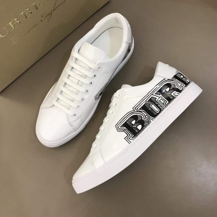 BURB5RRY LEATHER SNEAKERS   BBR8