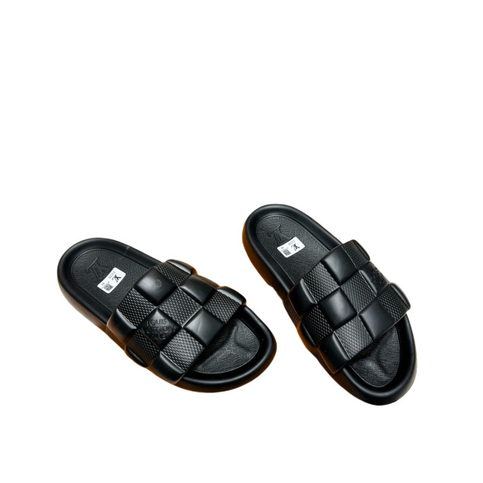 1:1 quality version 27977648 diamond check slippers 3 colors