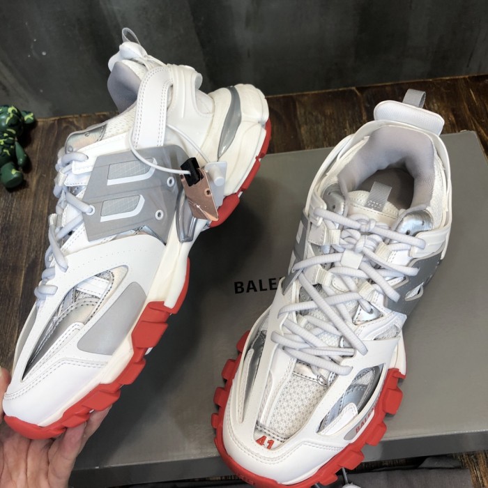 1:1 quality version 28336685 B Track White Grey Red shoes