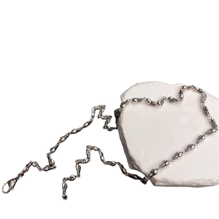 28203296 Heart Skull Pendant Necklace