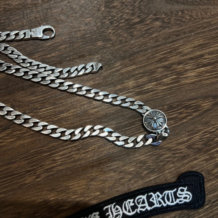 Cruciferous Pond Black Aged Spinning Cuban Necklace