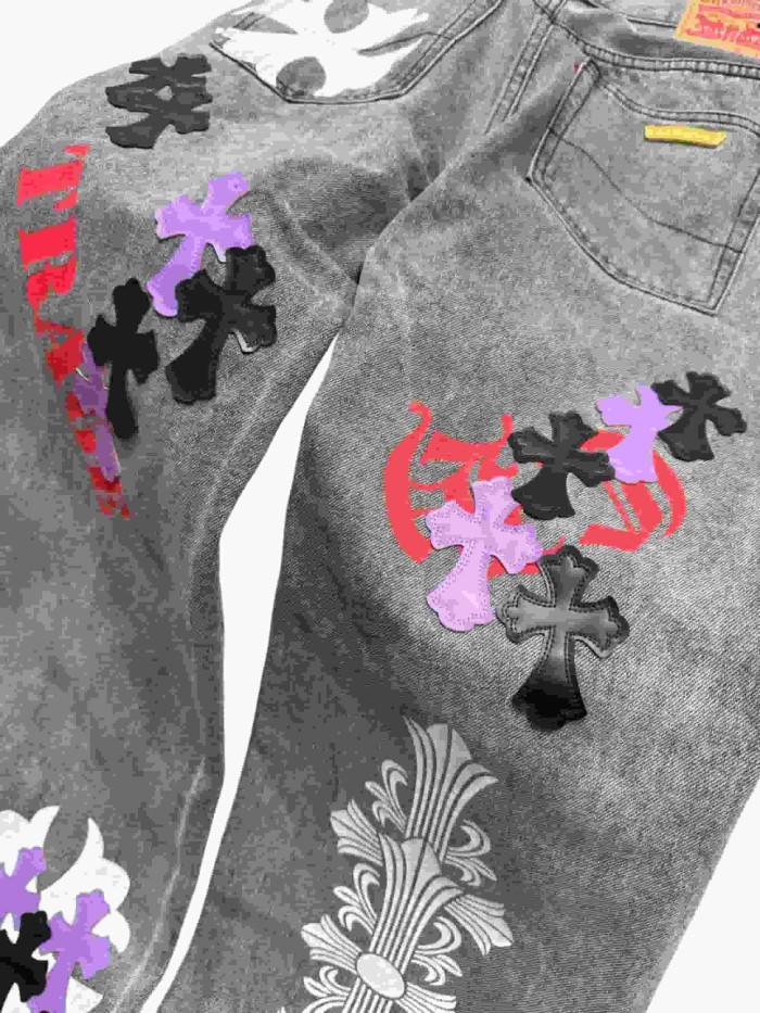 1:1 quality version  Cross Letter Print Applique Gold Label Jeans 28960927