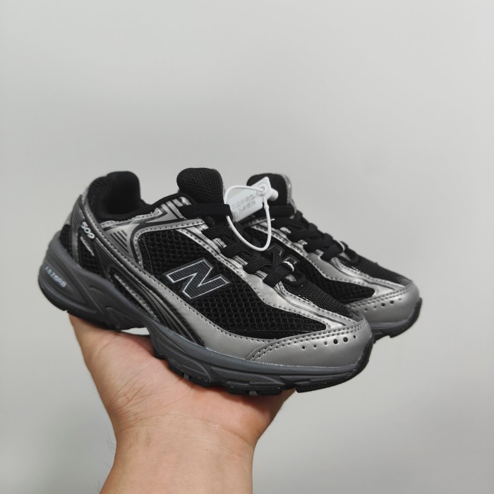509 Series Breathable Mesh Non-Slip Retro Running Shoes for Kids 8 colors 29010815