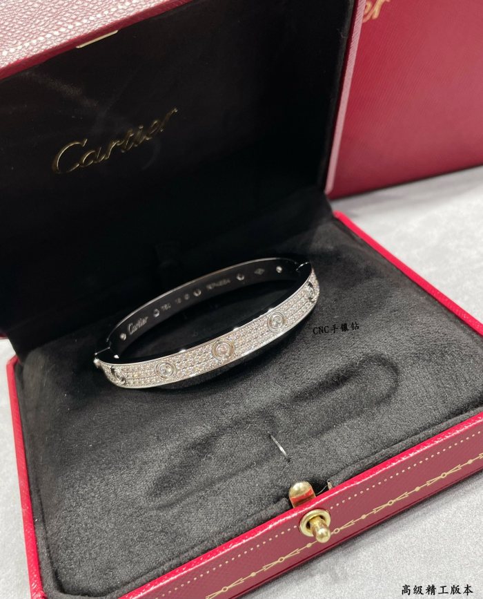 1:1 quality version CNC wide version with main drill full of stars bracelet