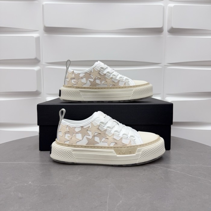1:1 quality version Leather Star Embroidered Round-Toe Lace-Up Low-Top Shoes 28764663
