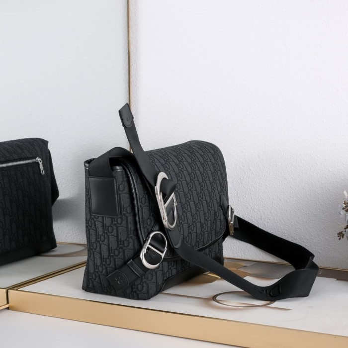 1:1 qualituy verson Oblique Monogram Messenger Bag Crossbody Shoulder Bag For Men 3 colors 29092536