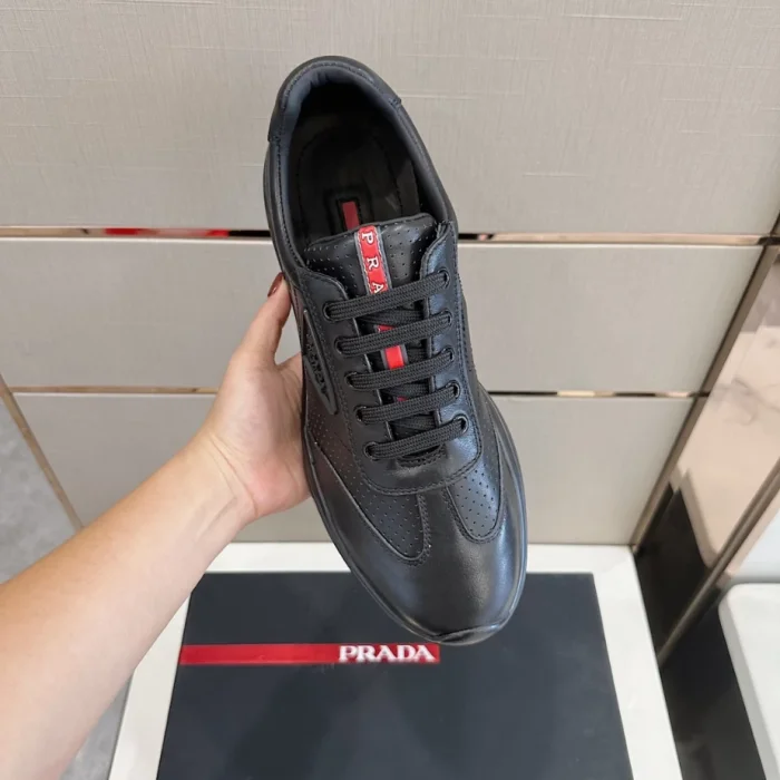PR@DA@ SNEAKERS   PRD070