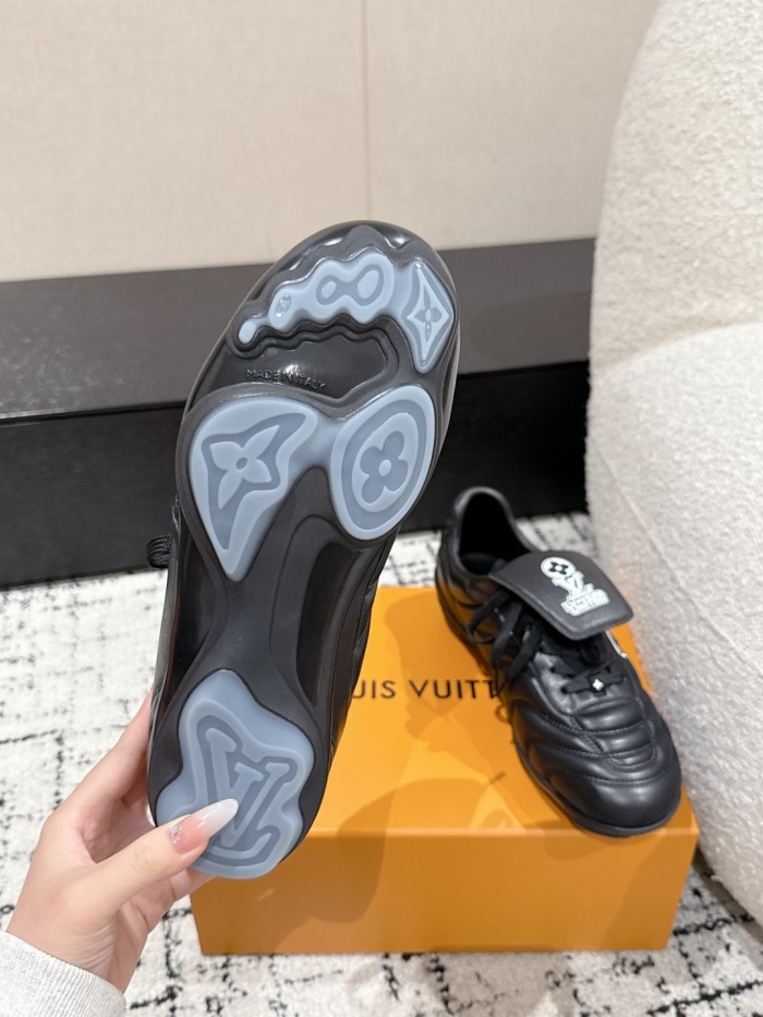 1:1 quality version 28113857 Footprint Series Soccer Sneakers 4 colors