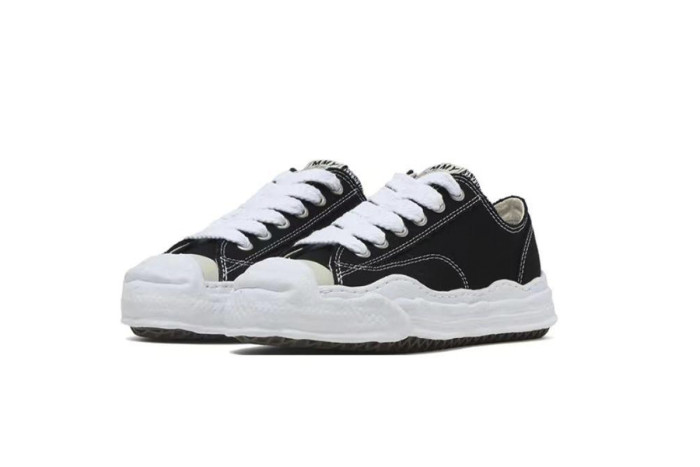 Mih@r@ Peterson OG Sole Canvas Low Black