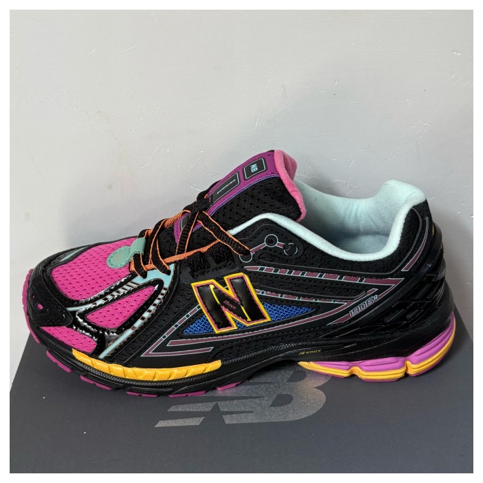 1906 Breathable Mesh Lace-Up Running Sneakers for Kids 12 colors 29018129