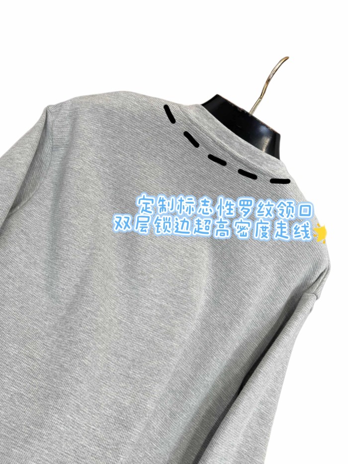 1:1 quality version Cotton Waffle Knit Cross Patch Crew Neck Long Sleeve Sweatshirt 2 colors 28938005
