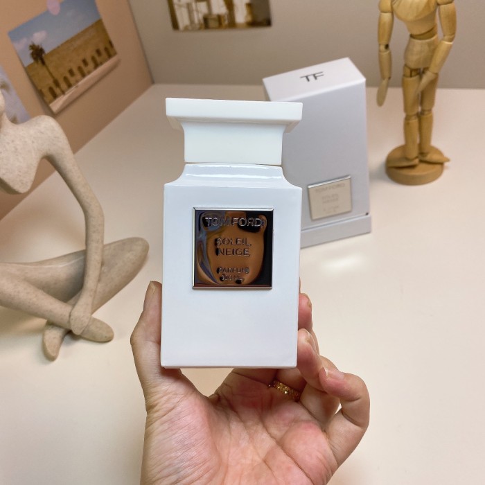 Tom Ford Soleil Neige Parfum, 2024