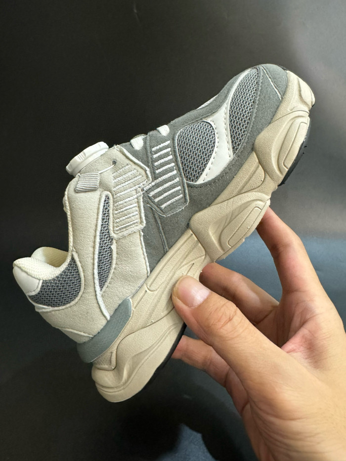9060 Overseas Style Rotating Buckle Chunky Sneakers for Kids 6 colors 28999029