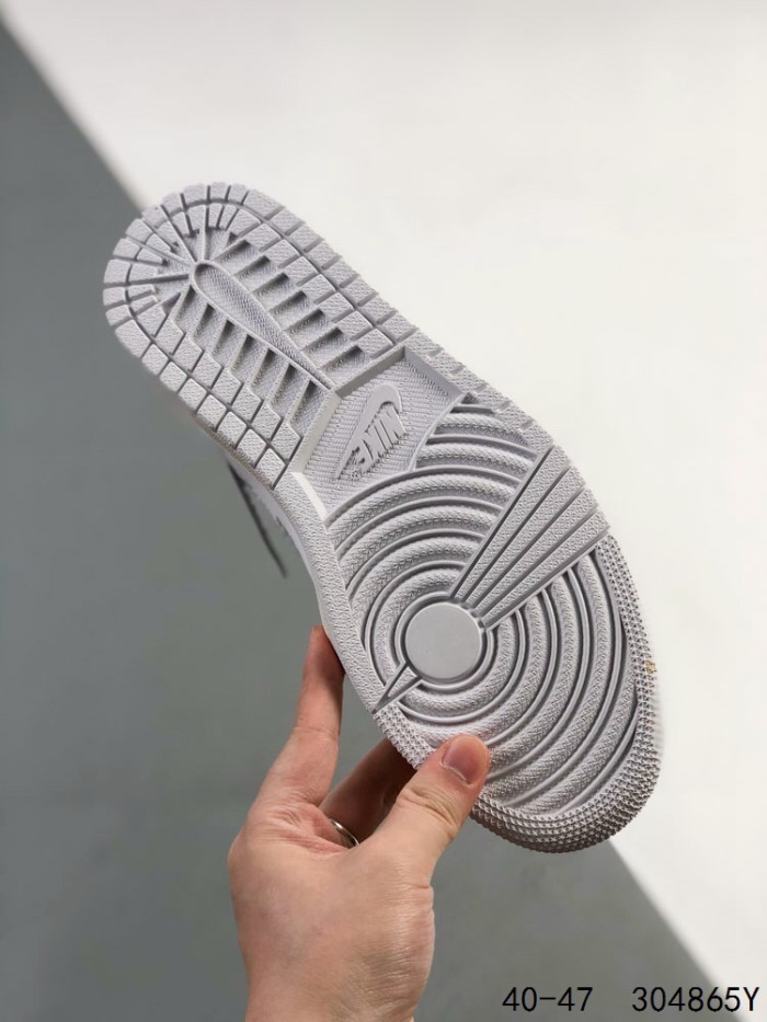 1:1 quality version Generation 1 OW co-branded high-top basketball shoes 3 colors