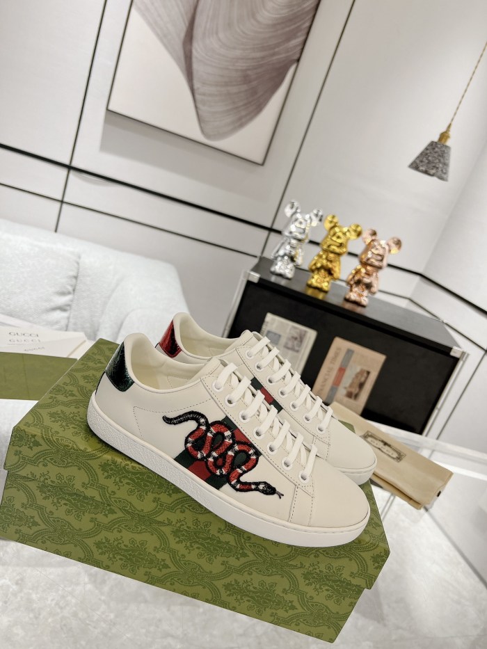 1:1 quality version 28382316 cowhide white shoes 3 colors