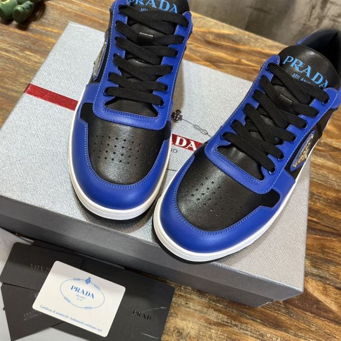 PR@DA@ DOWNTOWN LEATHER SNEAKERS BLUE   PRD094