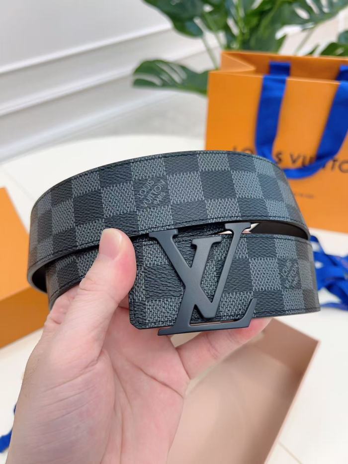 1:1 quality version Matte Black Buckle Plaid Belt 28816169