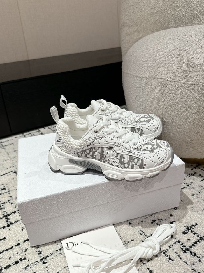 1:1 quality version 28270403 vibe sports leisure dad shoes 6 colors