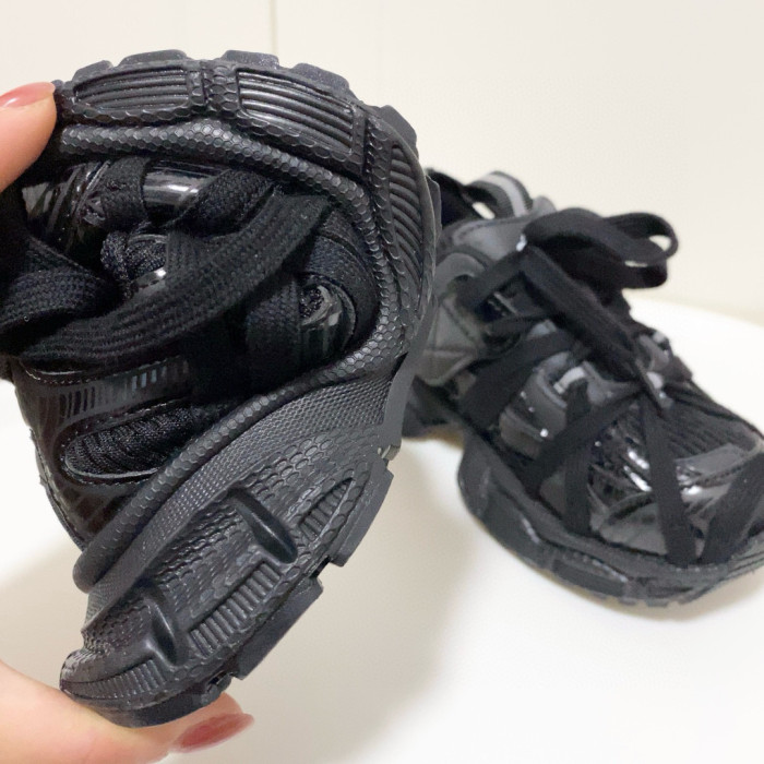 Lace-up model made old shoes for kids 4 colors