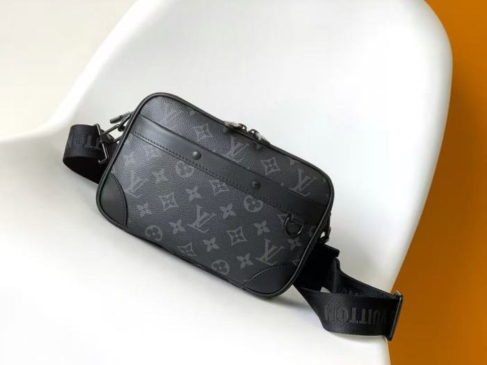 1:1 quality version Floral Print Crossbody Bag 28685650