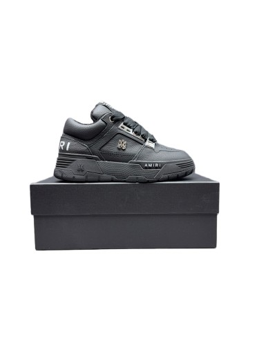 1:1 quality version Metal Logo Round Toe Lace-Up Low-Top MA-1 Sneakers 2 colors 28702284