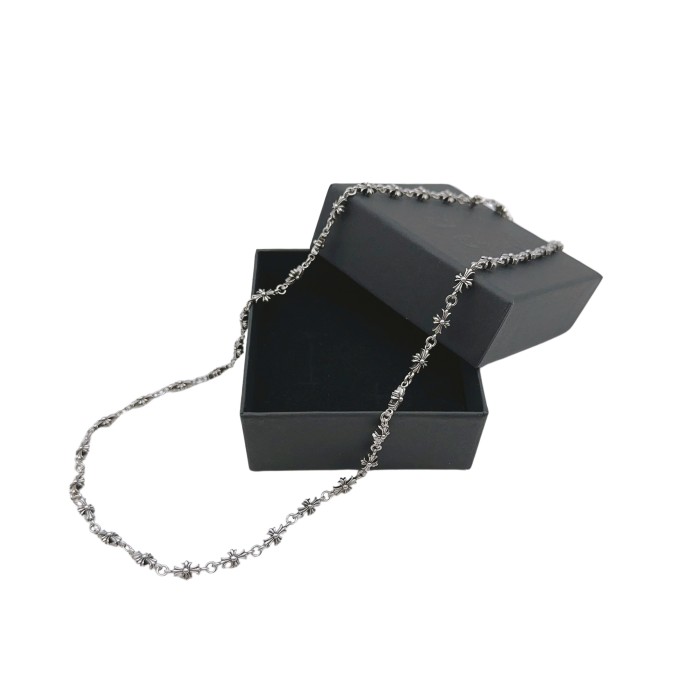 28195487 TinyE Cross Flower Necklace