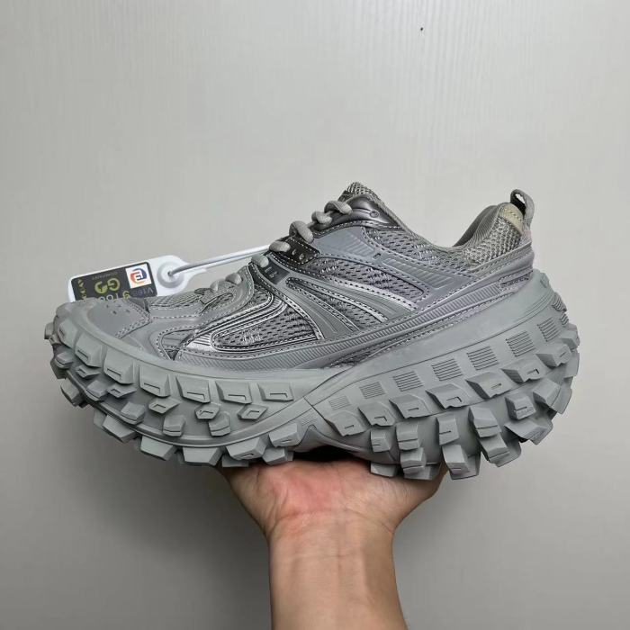 1:1 quality version  Chunky Defender Breathable Mesh Upper Running Shoes 7 colors 29018457