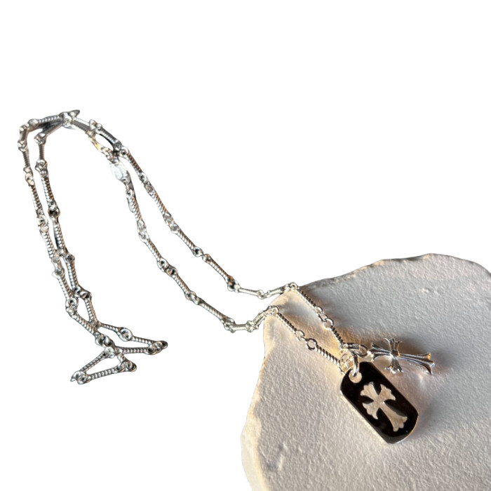 28203300 Small Square Pendant Cross Necklace
