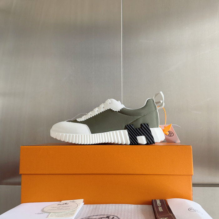 [plus-size shoes]Bouncing Couple Style Mixed Material Breathable Casual Sneakers 3 colors 29085233