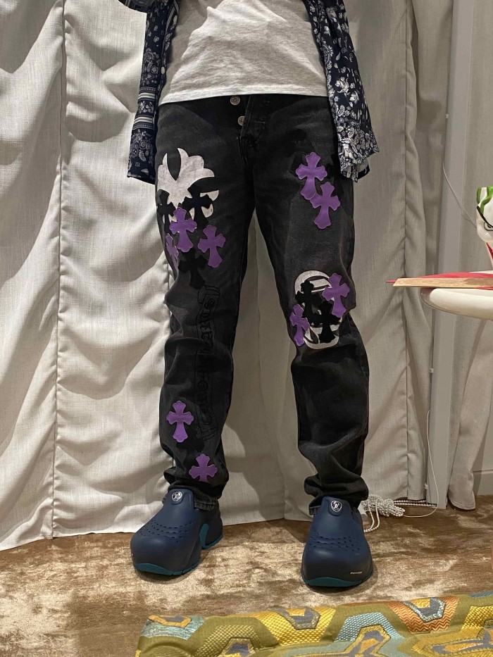 1:1 quality version  Black-Purple Cross Leather Patch Print Jeans 28960875