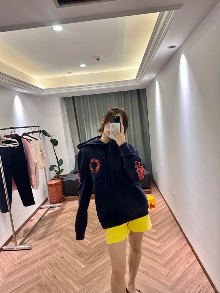 1:1 quality version Sanskrit Scroll Print Rubberized Pullover Hoodie 28945488