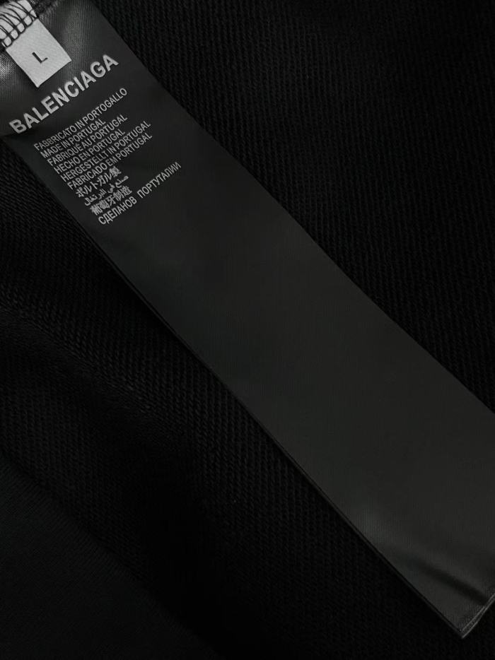 1:1 quality version Paris Edition Number 10 Back Print Hoodie 28816189
