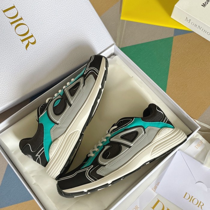 1:1 quality version Leather and mesh fabric patchwork reflective sneakers 35 colors 27736899
