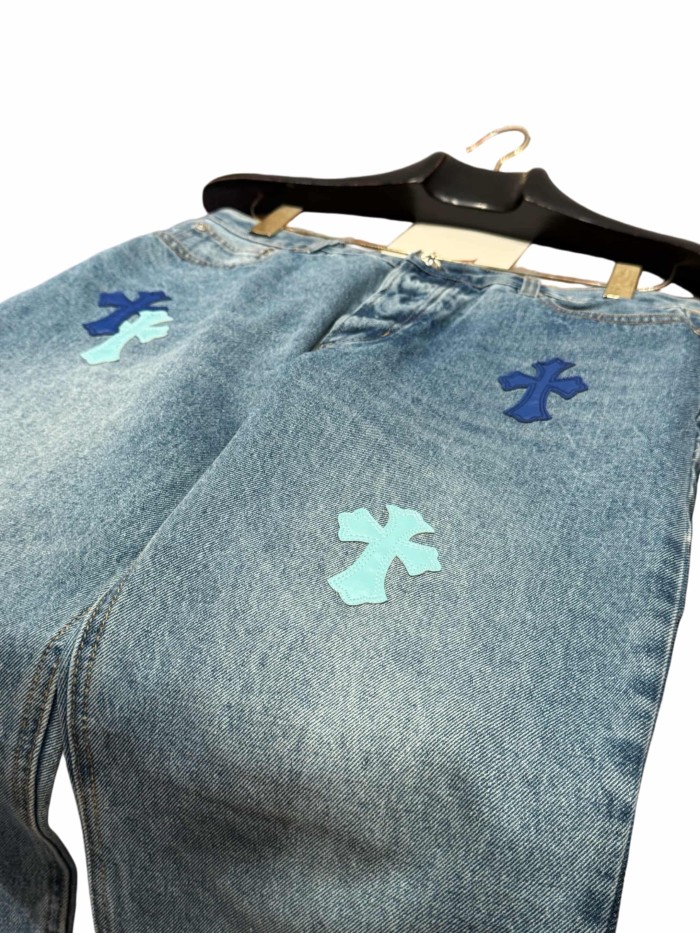 1:1 quality version  blue color-block cross leather appliqués washed jeans 28959512