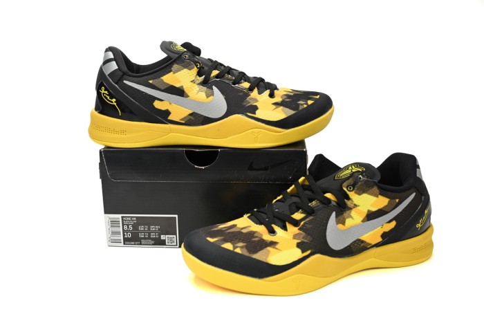 N Kobe 8 Sulfur Basketball 555286-077