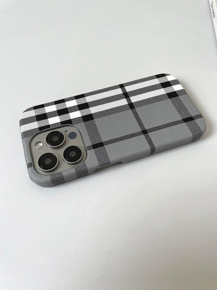 Retro Scottish Plaid Grey White Phone Case 28653786
